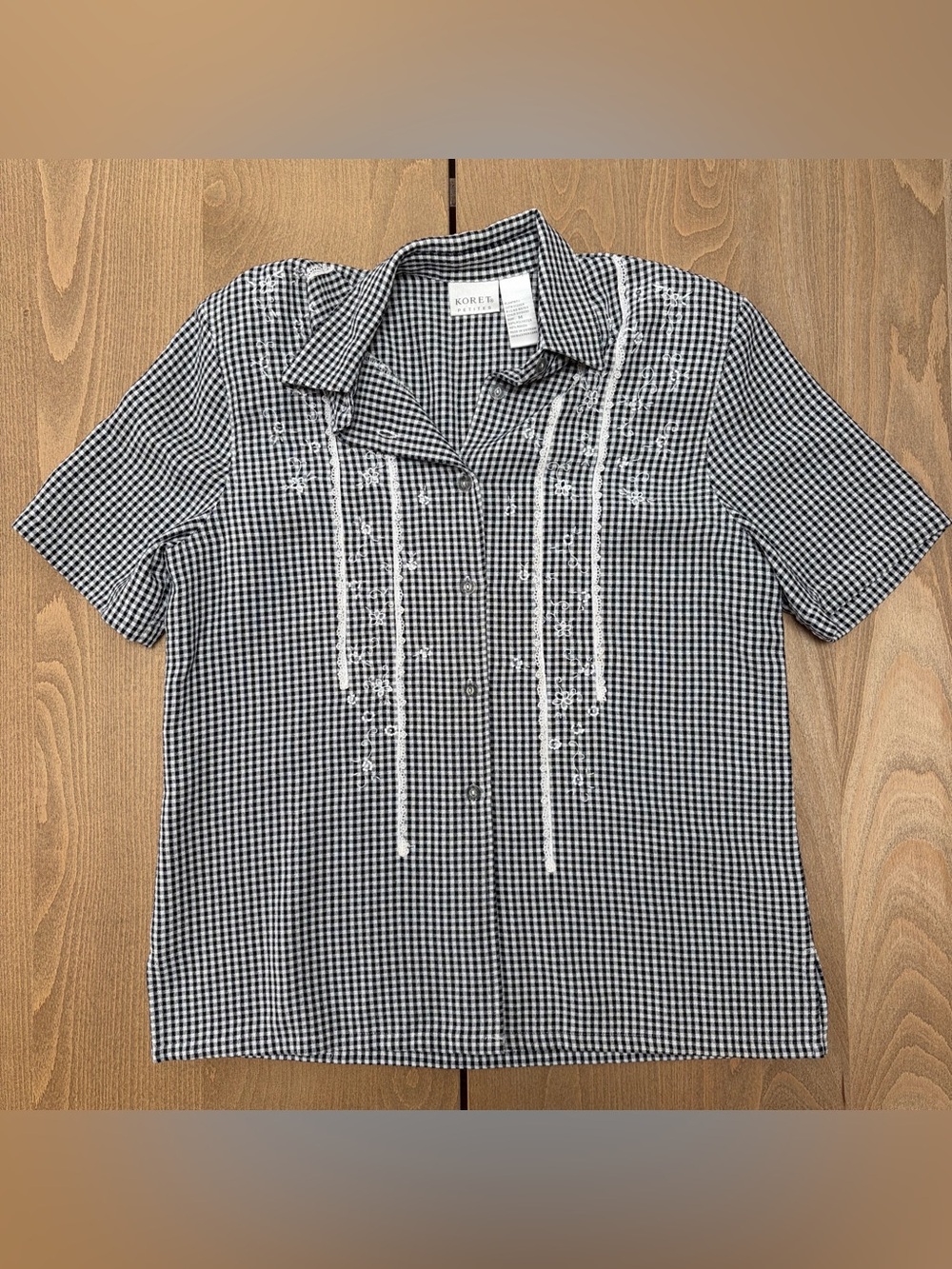 Koret Black and White Gingham Short Sleeve Button-Front Shirt Cottagecore